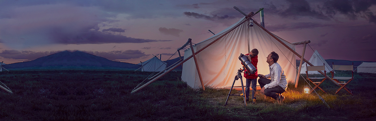 A child is blowing bubbles; image used for HSBC Malaysia Premier Junior Savers.