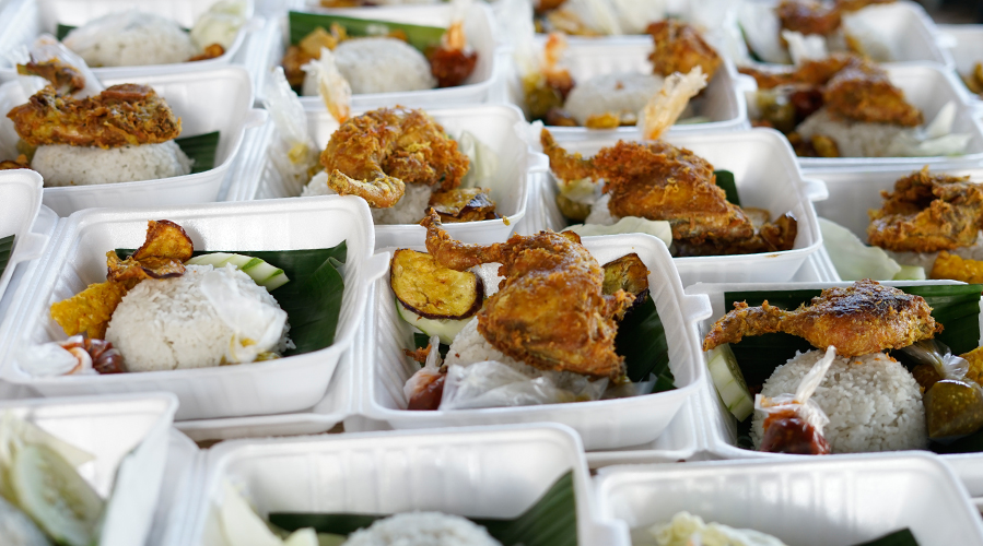 Deep fried chicken in boxes; ; image used for HSBC Malaysia Best Ramadan Bazaars article